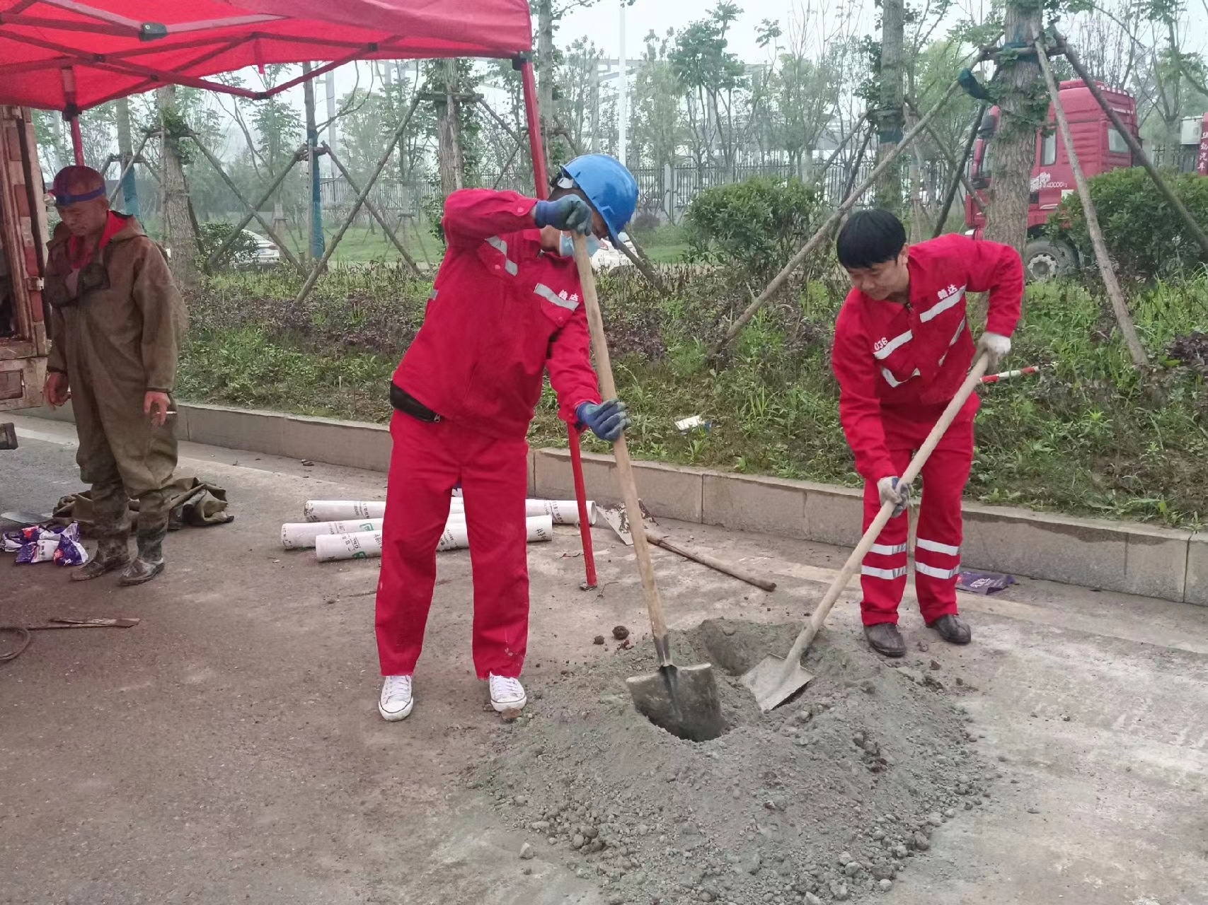 桥东管道疏通哪家好】及时进行市政管道清淤